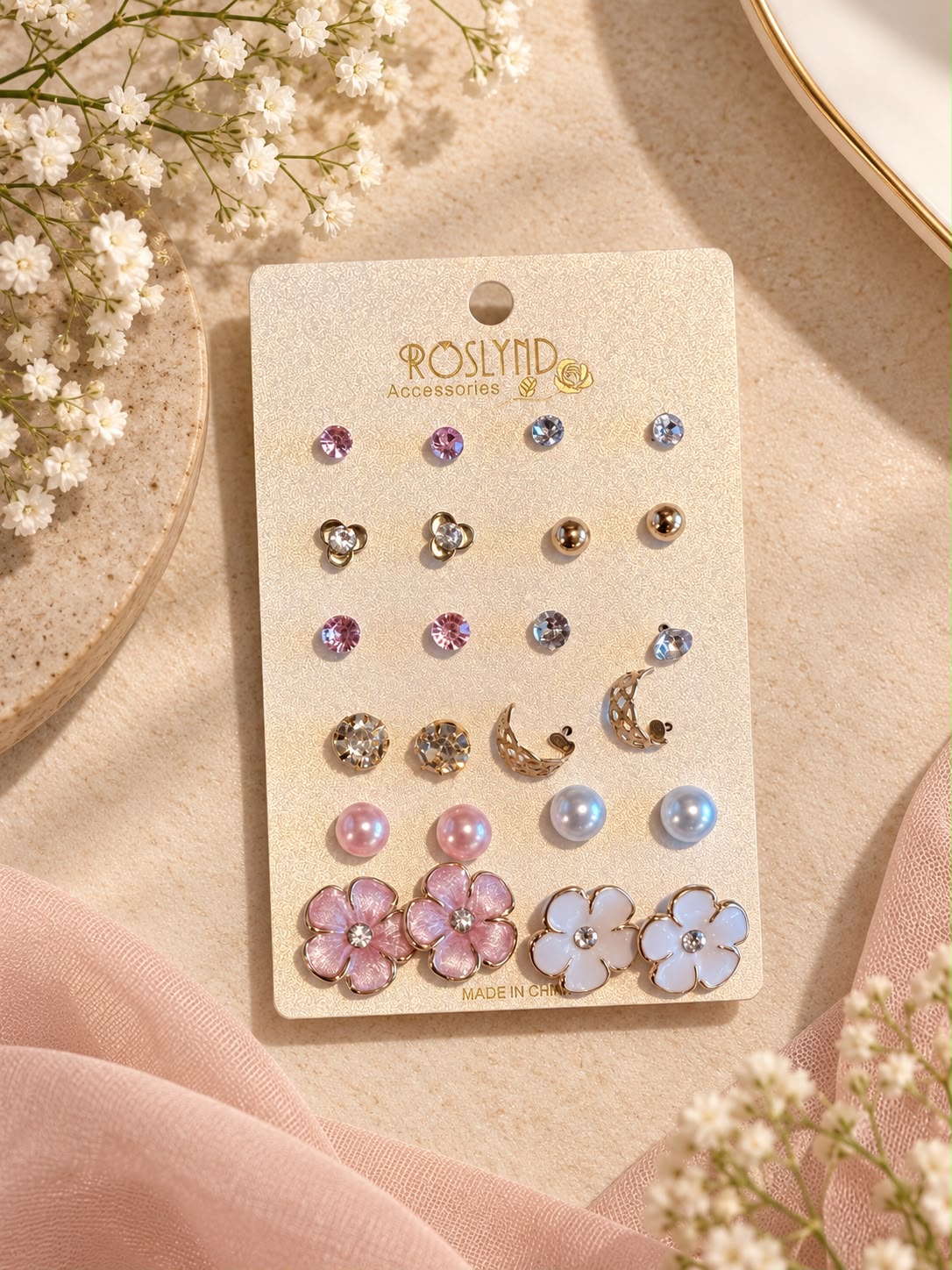 Earrings (4 units)