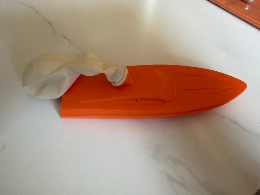 Balloon powered boat